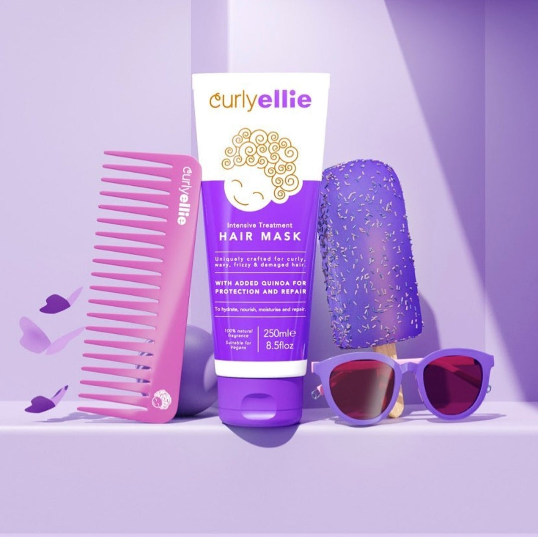 Ireland Welcomes CurlyEllie!